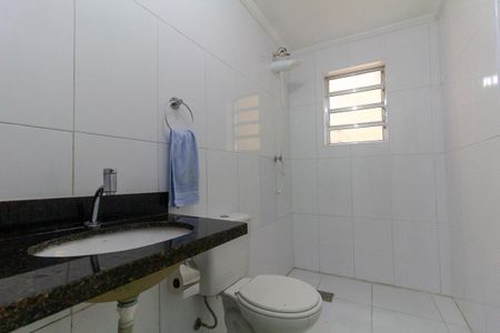 Casa à venda com 115m², 3 quartos e 2 vagasBanheiro 1