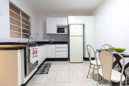 Casa à venda com 115m², 3 quartos e 2 vagasCozinha 1