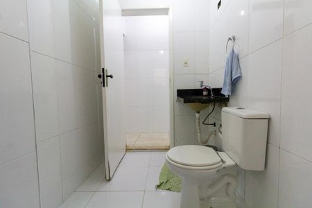 Casa à venda com 115m², 3 quartos e 2 vagasBanheiro 1
