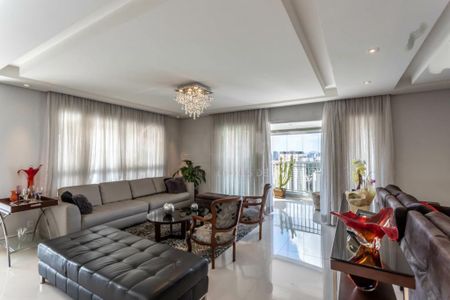 Apartamento à venda com 4 quartos, 246m² em Vila Sofia, São Paulo