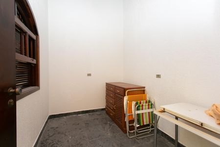Casa para alugar com 248m², 3 quartos e 6 vagas Casa para alugar com 248m², 3 quartos e 6 vagasEdícula