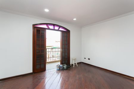 Casa para alugar com 248m², 3 quartos e 6 vagas Casa para alugar com 248m², 3 quartos e 6 vagasSuíte
