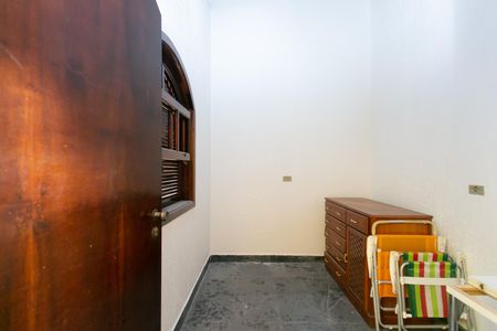 Casa para alugar com 248m², 3 quartos e 6 vagas Casa para alugar com 248m², 3 quartos e 6 vagasEdícula