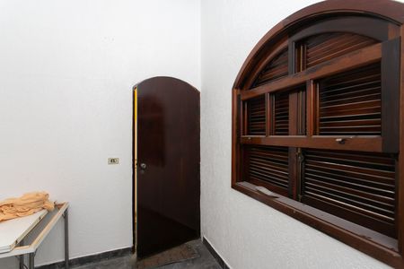 Casa para alugar com 248m², 3 quartos e 6 vagas Casa para alugar com 248m², 3 quartos e 6 vagasEdícula