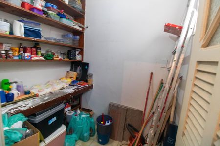 Apartamento à venda com 180m², 3 quartos e 1 vagaÁrea de Serviço