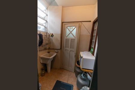 Apartamento à venda com 180m², 3 quartos e 1 vagaÁrea de Serviço