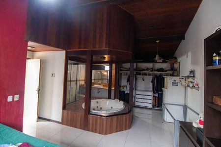 Apartamento à venda com 180m², 3 quartos e 1 vagaSuíte 