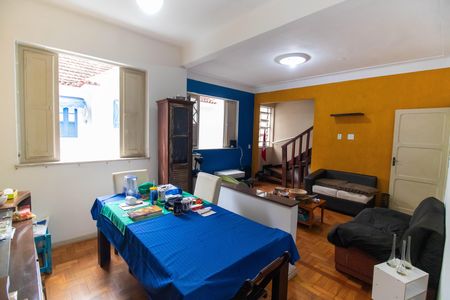 Apartamento à venda com 180m², 3 quartos e 1 vagaSala