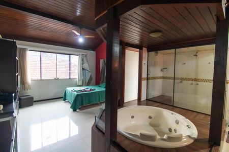 Apartamento à venda com 180m², 3 quartos e 1 vagaSuíte 