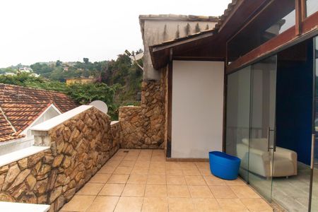 Apartamento à venda com 180m², 3 quartos e 1 vagaVaranda