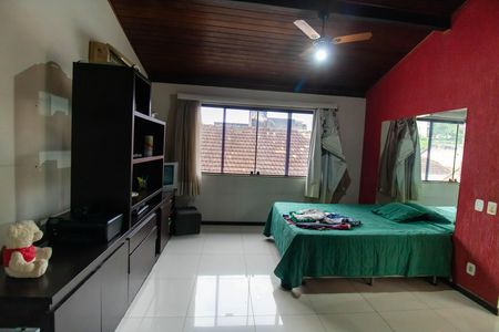 Apartamento à venda com 180m², 3 quartos e 1 vagaSuíte 