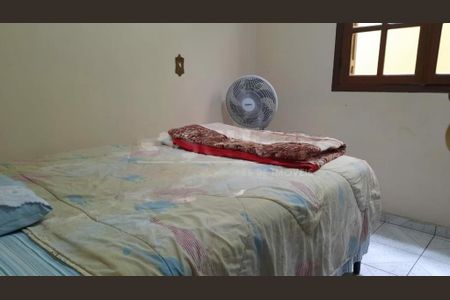 Casa à venda com 3 quartos, 250m² em Balneário São Francisco, Diadema