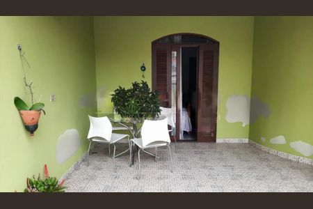 Casa à venda com 3 quartos, 250m² em Balneário São Francisco, Diadema