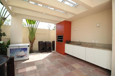 Apartamento à venda com 60m², 2 quartos e 1 vaga Apartamento à venda com 60m², 2 quartos e 1 vagaÁrea comum - Churrasqueira