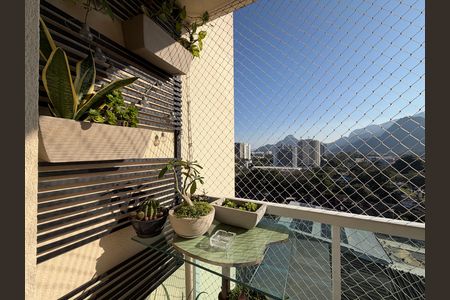 Sala - Varanda  de apartamento à venda com 2 quartos, 60m² em Jacarepaguá, Rio de Janeiro