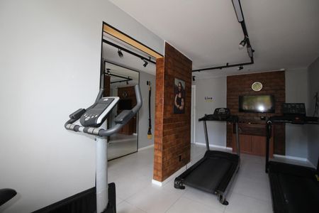 Apartamento à venda com 60m², 2 quartos e 1 vaga Apartamento à venda com 60m², 2 quartos e 1 vagaÁrea comum - Academia