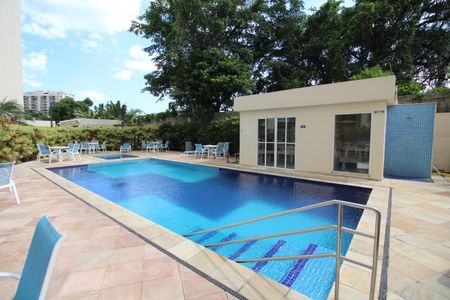Apartamento à venda com 60m², 2 quartos e 1 vaga Apartamento à venda com 60m², 2 quartos e 1 vagaÁrea comum - Piscina