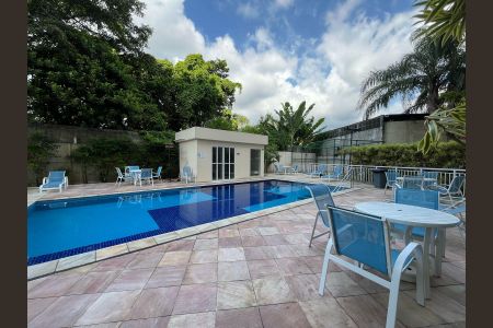 Apartamento à venda com 60m², 2 quartos e 1 vaga Apartamento à venda com 60m², 2 quartos e 1 vagaÁrea comum - Piscina