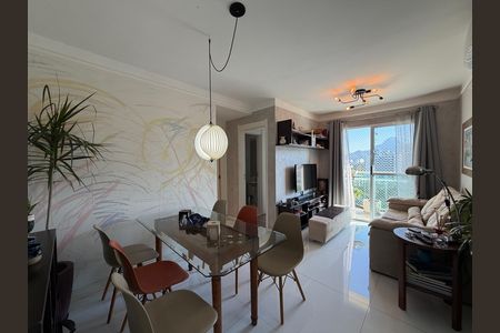 Sala  de apartamento à venda com 2 quartos, 60m² em Jacarepaguá, Rio de Janeiro