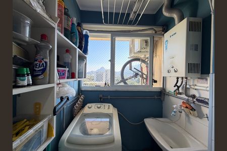 Apartamento à venda com 60m², 2 quartos e 1 vaga Apartamento à venda com 60m², 2 quartos e 1 vagaÁrea de serviço