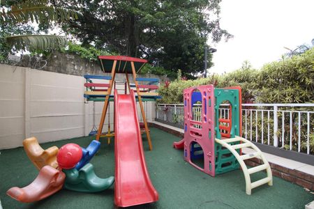Apartamento à venda com 60m², 2 quartos e 1 vaga Apartamento à venda com 60m², 2 quartos e 1 vagaÁrea comum - Playground