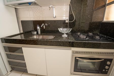 Apartamento à venda com 123m², 2 quartos e 1 vaga Apartamento à venda com 123m², 2 quartos e 1 vagaCozinha e Área de Serviço