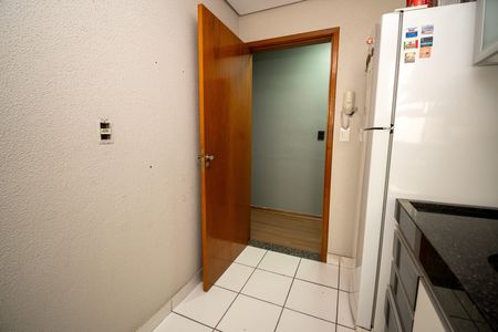 Apartamento à venda com 123m², 2 quartos e 1 vaga Apartamento à venda com 123m², 2 quartos e 1 vagaCozinha e Área de Serviço