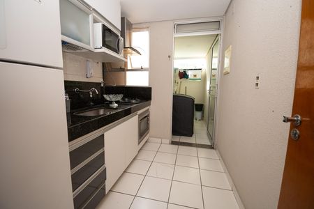 Apartamento à venda com 123m², 2 quartos e 1 vaga Apartamento à venda com 123m², 2 quartos e 1 vagaCozinha e Área de Serviço