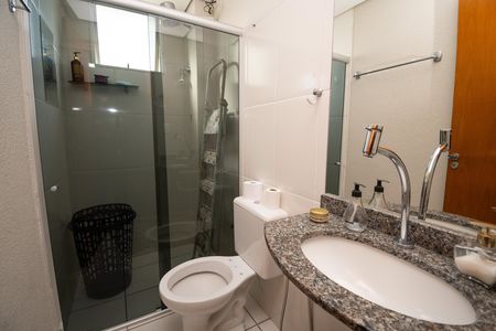 Apartamento à venda com 123m², 2 quartos e 1 vaga Apartamento à venda com 123m², 2 quartos e 1 vagaBanheiro