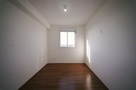 Quarto 1 de apartamento para alugar com 2 quartos, 34m² em Parque São Jorge, São Paulo