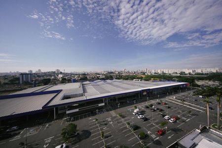 Vista da Sala de apartamento para alugar com 2 quartos, 34m² em Parque São Jorge, São Paulo
