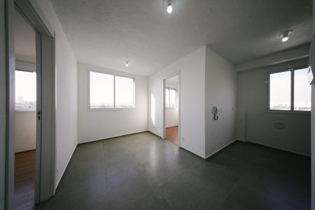 Sala de apartamento para alugar com 2 quartos, 34m² em Parque São Jorge, São Paulo