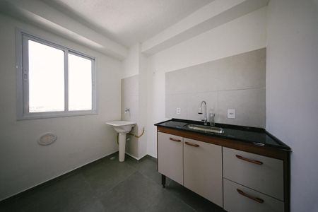 Apartamento para alugar com 34m², 2 quartos e 1 vaga Apartamento para alugar com 34m², 2 quartos e 1 vagaCozinha e Área de Serviço
