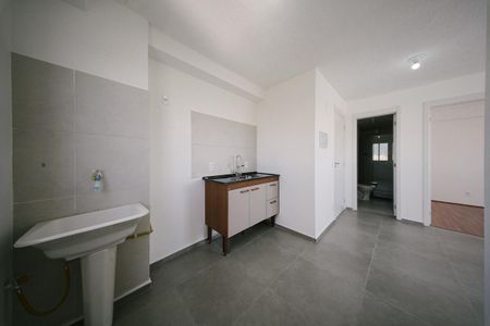 Apartamento para alugar com 34m², 2 quartos e 1 vaga Apartamento para alugar com 34m², 2 quartos e 1 vagaCozinha e Área de Serviço
