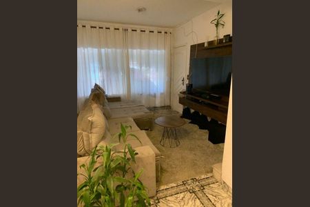 Casa à venda com 2 quartos, 100m² em Terceira Divisão de Interlagos, São Paulo
