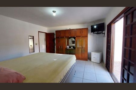 Casa à venda com 150m², 3 quartos e sem vaga