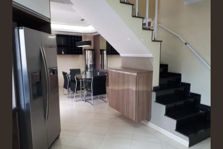 Casa à venda com 101m², 3 quartos e 2 vagas