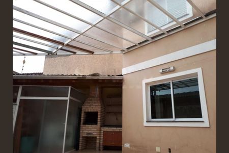 Casa à venda com 101m², 3 quartos e 2 vagas