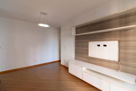 Apartamento à venda com 56m², 2 quartos e 2 vagas Apartamento à venda com 56m², 2 quartos e 2 vagasSala
