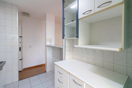 Apartamento à venda com 56m², 2 quartos e 2 vagas Apartamento à venda com 56m², 2 quartos e 2 vagasCozinha