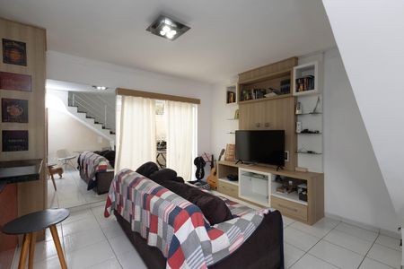 Sala de casa de condomínio à venda com 2 quartos, 90m² em Vila Medeiros, São Paulo