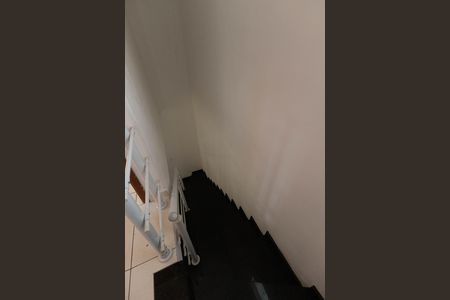 Escada de casa de condomínio à venda com 2 quartos, 90m² em Vila Medeiros, São Paulo