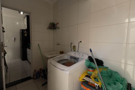Casa de condomínio à venda com 90m², 2 quartos e 2 vagas Casa de condomínio à venda com 90m², 2 quartos e 2 vagasÁrea de Serviço