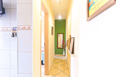 Apartamento à venda com 62m², 2 quartos e sem vaga Apartamento à venda com 62m², 2 quartos e sem vagaBanheiro Corredor