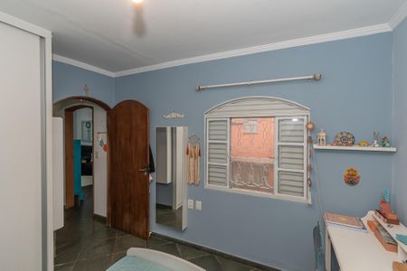 Casa à venda com 250m², 3 quartos e 4 vagas Casa à venda com 250m², 3 quartos e 4 vagasQuarto 1