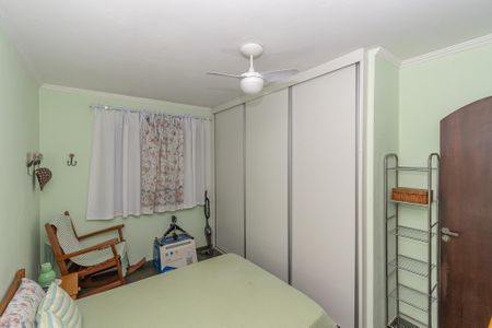 Casa à venda com 250m², 3 quartos e 4 vagas Casa à venda com 250m², 3 quartos e 4 vagasSuite