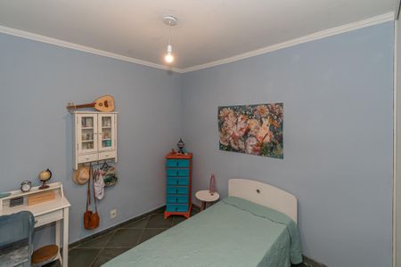 Casa à venda com 250m², 3 quartos e 4 vagas Casa à venda com 250m², 3 quartos e 4 vagasQuarto 1
