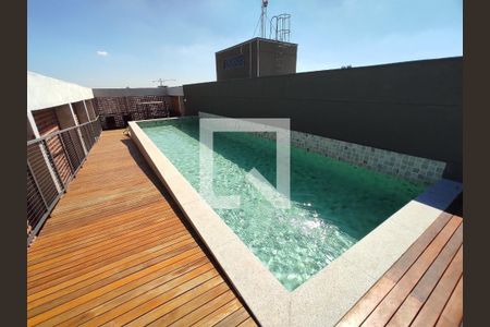 Studio para alugar com 28m², 1 quarto e sem vaga Studio para alugar com 28m², 1 quarto e sem vagaÁrea comum - Piscina