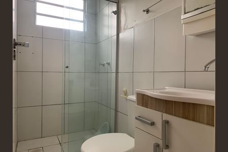 Banheiro de apartamento para alugar com 2 quartos, 49m² em Centro, Sapucaia do Sul