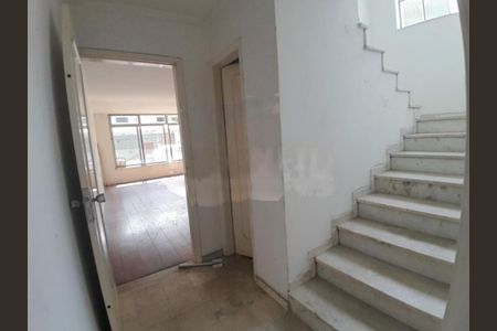Casa à venda com 3 quartos, 340m² em Santo Amaro, São Paulo